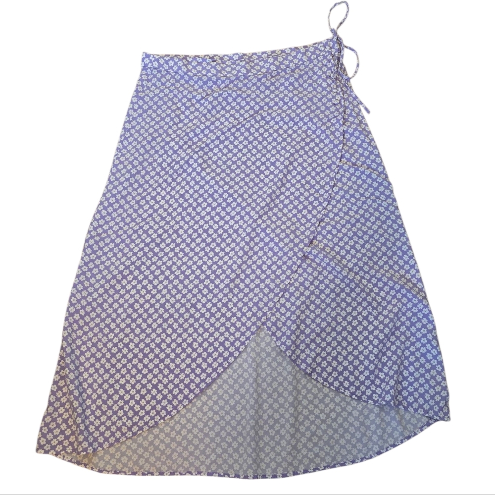 3/$15 Divided Purple Ditzy Flower Wrap Skirt Size 12